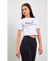 Nare Beyaz Siyah Crop Top Tişört (Beyaz-Siyah)