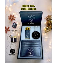 Kişiye Özel İsimli Sevgiliye Hediye Lüks Gazlı Çakmak & Kartlık &Anahtarlık 3Lü Hediye Set Özel Kutu