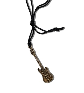 Gitar Model Deri İpli Tasarım Kolye