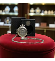 Kişiye Özel Kutulu Sayı Kabartmalı Gümüş Köstekli Saat