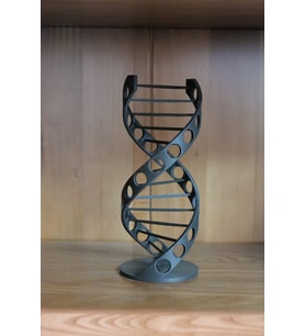DNA Sarmal Tasarımlı Kalemlik – Modern Bilim Temalı