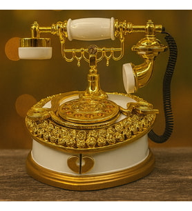 Dekoratif Beyaz Retro Telefon Müzik Kutusu – Çekmeceli ve Ahizeli, Avrupa Tarzı Takı Kutusu ve Ev Dekoru (Karışık)