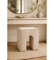 Dekoratif Puf Tabure Krem Baby Face Kumaş 43x37x43 cm