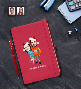 Kişiye Özel Yılbaşı Sevgili Karikatürlü Kırmızı Defter Kalem Hediye Seti Model-7