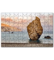 Cakapuzzle Gündoğumunda Issız Kumsal ve Yalnız Kaya Puzzle Yapboz MDF (Ahşap) (120 Parça)