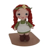 Yeşil Beyaz Nazlı Bebek Amigurumi Organik Anahtarlık Oyuncak