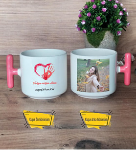 Varlığım Varlığına Annem Kupa Bardak Fotoğraflı T Pembe Kulplu Anneye Doğum Günü Anneler Günü Hediyesi