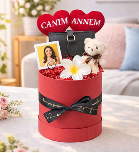 Kadınlar Gününe Özel Canım Annem Tasarımlı,Fotoğraflı,Cüzdan,Toka Ve Ayıcık Anahtarlık,Kutu Seti (Kırmızı)