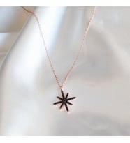 Siyah Zirkon Taşlı Rose Gold Kaplama Gümüş Kolye