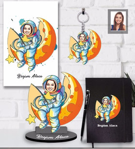 Kişiye Özel Uzay Karikatürlü 5 li Hediye Seti Bayan-1