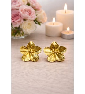 Gold Renk Tek Çiçek Formlu Çivi Küpe