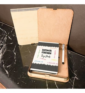 Matematik Öğretmeni Ahşap Kutulu Defter Kalem Set 001