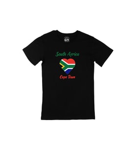 Cape Town Güney Afrika Bayraklı Kalpli Siyah Tişört
