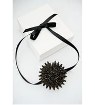PARLAK TAŞLI ÇİÇEK CHOKER KOLYE