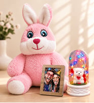 Kişiye Özel Fotoğraflı Renkli LED Işıklı Beyaz Ayıcıklı Fanus ve Pembe Peluş Tavşan Sevgiliye Kadına Hediye