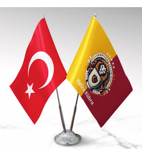 Aslanlar Ruhunu Yansıtan Masa Üstü Bayrak Takımı