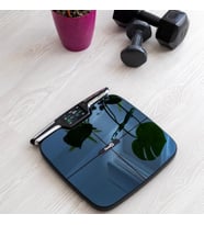 IQ Segmental Elite Akıllı Tartı, 8 Elektrotlu, Bölgesel Vücut Analizi, Wi-Fi + Bluetooth, 3.5 TFT Renkli Ekran, Siyah, 180 kg Kapasite, Type-C Şarj