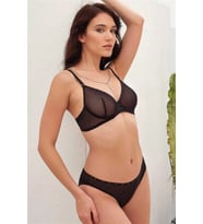 Amora Secret Balenli Desteksiz Dolgusuz Askıları Çıkabilen Yaka Detaylı Taşlı Sütyen Ve Slip Takım