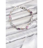 Pirinç Gümüş Renk Pembe ve Mor Zirkon Taşlı Çiçek Model Kadın Bileklik TJ-BB8586