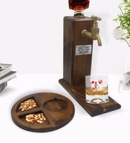 BK Gift Kişiye Özel İsimli Fotoğraflı Viski Bardağı & Ahşap İçki Standı & Ahşap Sunum Tabağı Çerezlik Hediye Seti-28