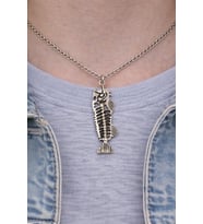 Fishbone Spirit – Balık Kılçığı Figürlü Gümüş Renk Unisex Uzun Kolye (60 cm)
