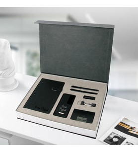 İsme Özel Powerbankli Lüks Vip Set (Siyah)