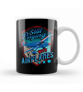 Still Playing With Airplanes Funny Pilot Pun Kupa Bardak Porselen