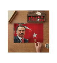 Muhsin Yazıcıoğlu - Türk Bayrağı Tasarımı 240 parça Ahşap Puzzle Ahşap Kutuda MP02126