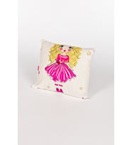 Hediyelik Barbie Kız Bebek Yastık Kılıfı 35x30 cm