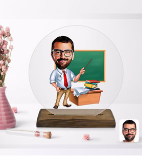 BK Gift Kişiye Özel Erkek Öğretmen Karikatürlü Yuvarlak Ahşap Standlı Biblo-1