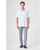 Beyaz-Mavi Sert Yaka Kısa Kol Cepli Comfort Fit Pamuklu Gömlek 1004260189