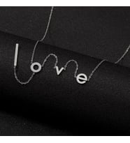 Gümüş  Sallantılı Love Kolye