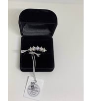 Orjinal Swarovski Sertifikalı 5 Taş 925 Ayar Gümüş Yüzük