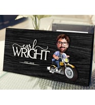 BK Gift Kişiye Özel Erkek Motorcu Karikatürlü Kabartma Figürlü Ahşap Tablo, Duvar Dekoru, Arkadaşa Hediye, Özel Tasarım Ev Hediyesi-1 (Siyah)