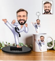 Kişiye Özel Karateci Tasarımlı Karikatür Biblo Anahtarlık Ve Kupa Hediye Seti 70