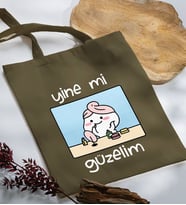 BK Gift Yine Mi Güzelim Tasarımlı Haki Kumaş Bez Çanta, Baskılı Omuz Çantası, Alışveriş Çantası, Arkadaşa Hediye-1