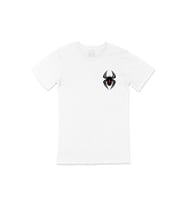 Black Widow Spider Tasarımlı Cep Logo Tasarımlı Beyaz Tişört