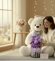 Premium 90 cm Peluş Ayı ve Silindir Kutuda, Kalpli Balonlu 6’lı Mor Ayıcık Buketi (Beyaz)