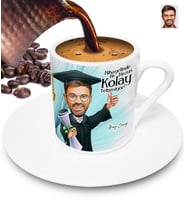 Nihayetinde Mezun Kolay Yetişmiyor Kişiye Özel Karikatürlü Türk Kahvesi Fincanı (Beyaz)