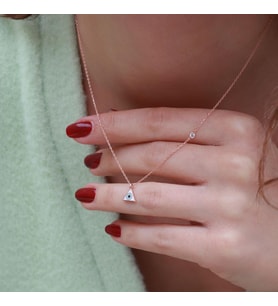 Üçgen Figürlü Zirkon Taşlı Mine İşli Rose Gold Kaplama Gümüş Kolye