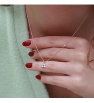 Üçgen Figürlü Zirkon Taşlı Mine İşli Rose Gold Kaplama Gümüş Kolye