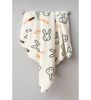 Bebitof Sevimli Tavşan Desenli Peluş Battaniye BBTF.EKR.95077