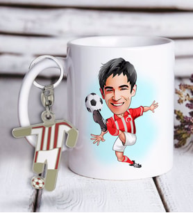 BK Gift Kişiye Özel Kırmızı-Beyaz Futbolcu Karikatür ve Formalı Metal Anahtarlık Hediye Seti