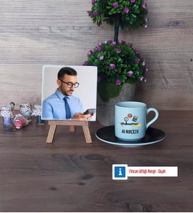 Muhasebeci Fotoğraflı Dekoratif Taş, Ahşap Altlıklı Türk Kahvesi Fincanı Hediye (Model 7)
