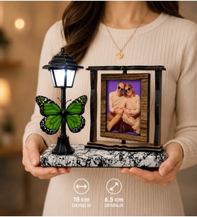 Kişiye Özel 2 Fotoğraflı Ahşap Çerçeveli LED Lamba Size Özel LED Lambalı Hediye