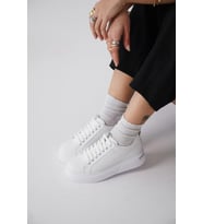 Günlük Kadın Sneaker  Kalın Taban & Şerit Detaylı (Beyaz)