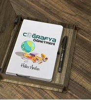 Kişiye Özel  Coğrafya Öğretmeni Tasarımlı Ahşap Kutulu Ajanda Kalem Seti (Beyaz)