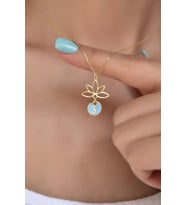925 Ayar Gümüş Mavi Mineli S Harf Lotus Çiçeği Kolye