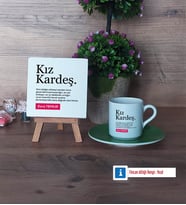 Kız Kardeş Dekoratif Taş, Türk Kahvesi Fincanı Kırmızı İsme Özel Hediye (Model 7)