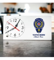 Polis Armalı İsme Özel Şık Masa Saati